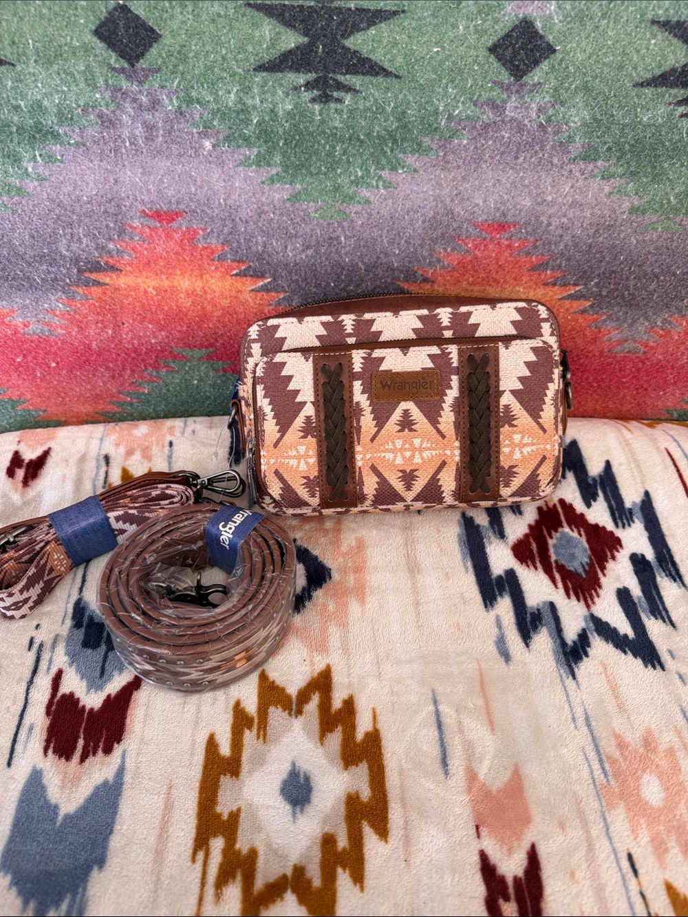 Wrangler Aztec Pattern Crossbody in Brown and Tan